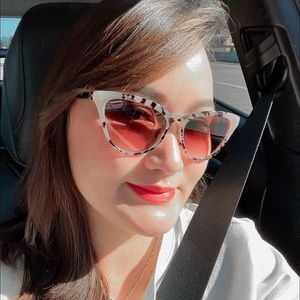 Meet your Posher, Lee